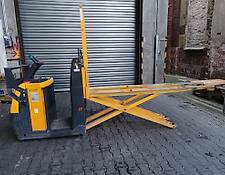 Jungheinrich ECE 320 SH // HH 800 mm / Batt. Bj. 2014 / 2.400 mm lange Gabeln